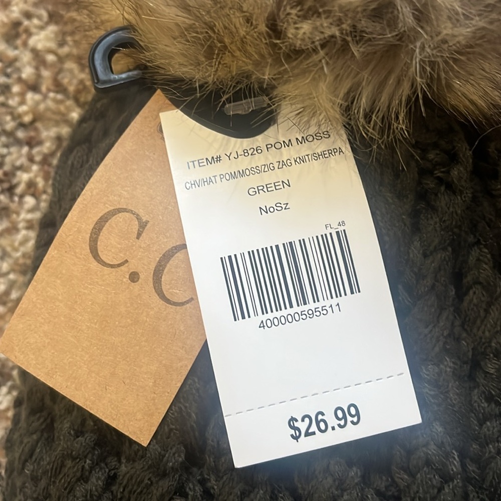 NWT CC winter beanie - Picture 3 of 3